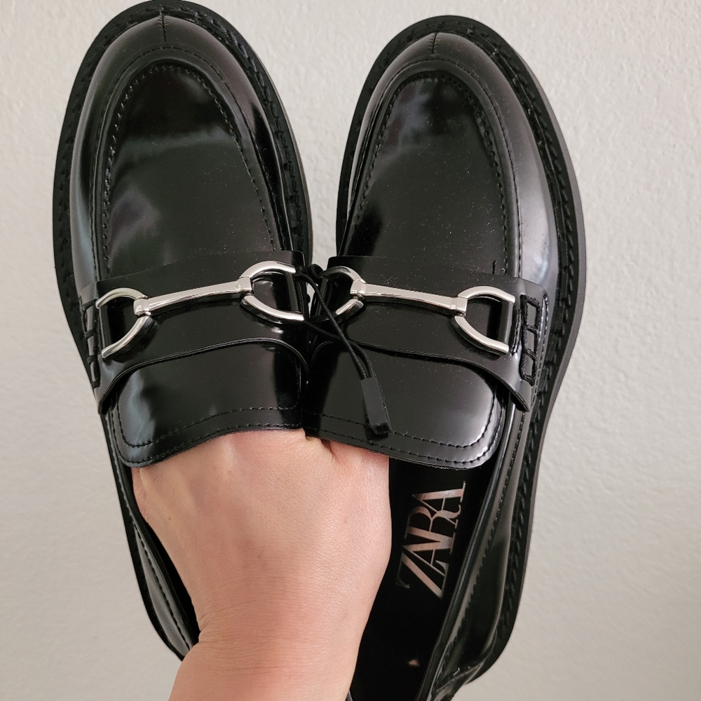 ZARA Flat Lug Sole Penny Loafers Black